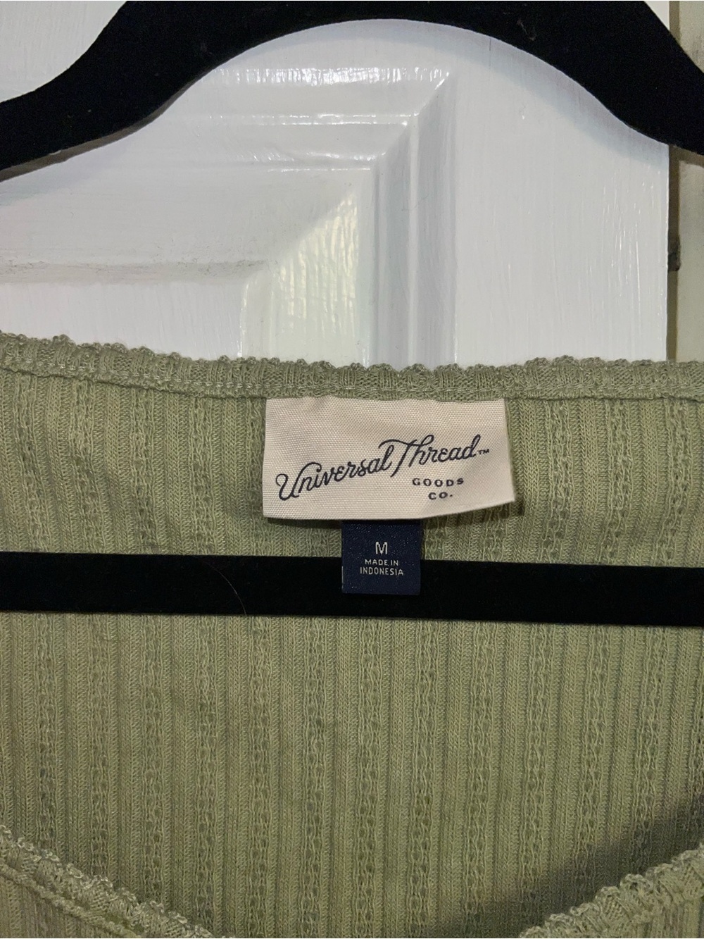 Universal Thread Sage Green Ribbed Scoop Neck Crop Top - Picture 3 of 3